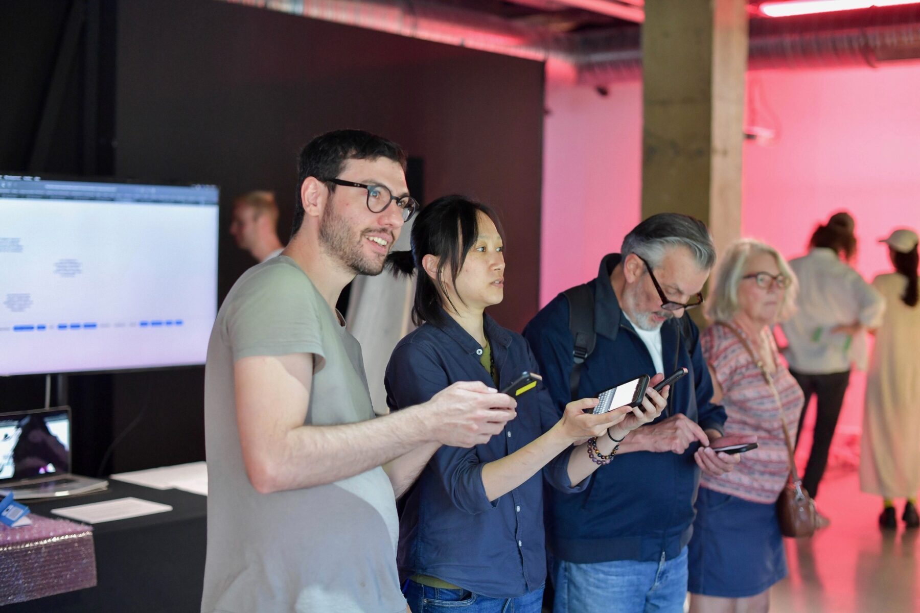 Useful Fictions •4 – Faire corps ; corps empêché, corps augmenté, corps social - Useful Fictions