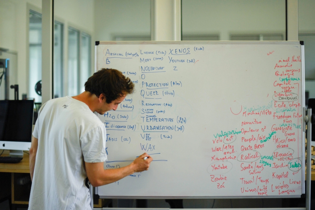 Useful Fictions • 3 : Symbiose(s)  Paris | 26.06-2.07.2023 - Useful Fictions