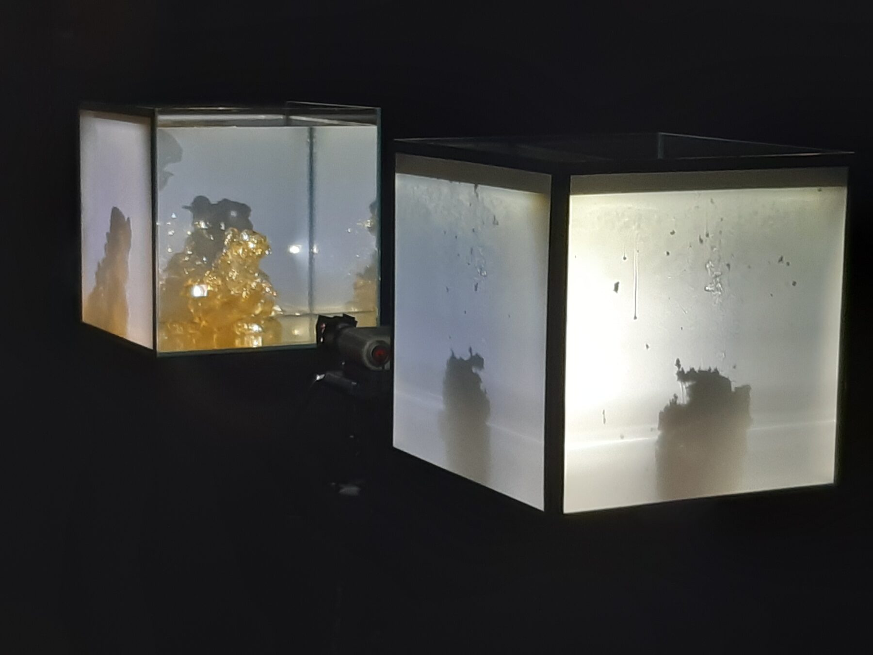 Irréversibles abstractions – Dissolution des mondes flottants - Useful Fictions