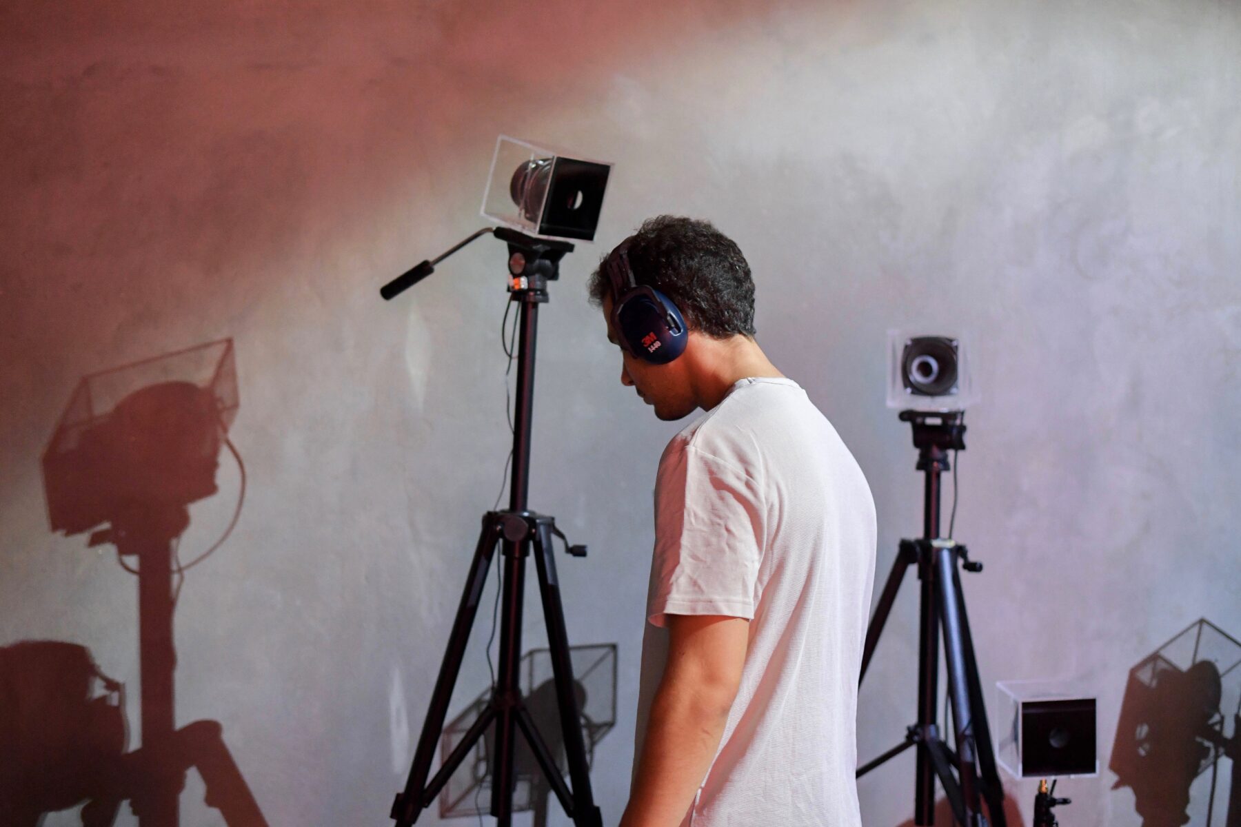 Useful Fictions •4 – Faire corps ; corps empêché, corps augmenté, corps social - Useful Fictions