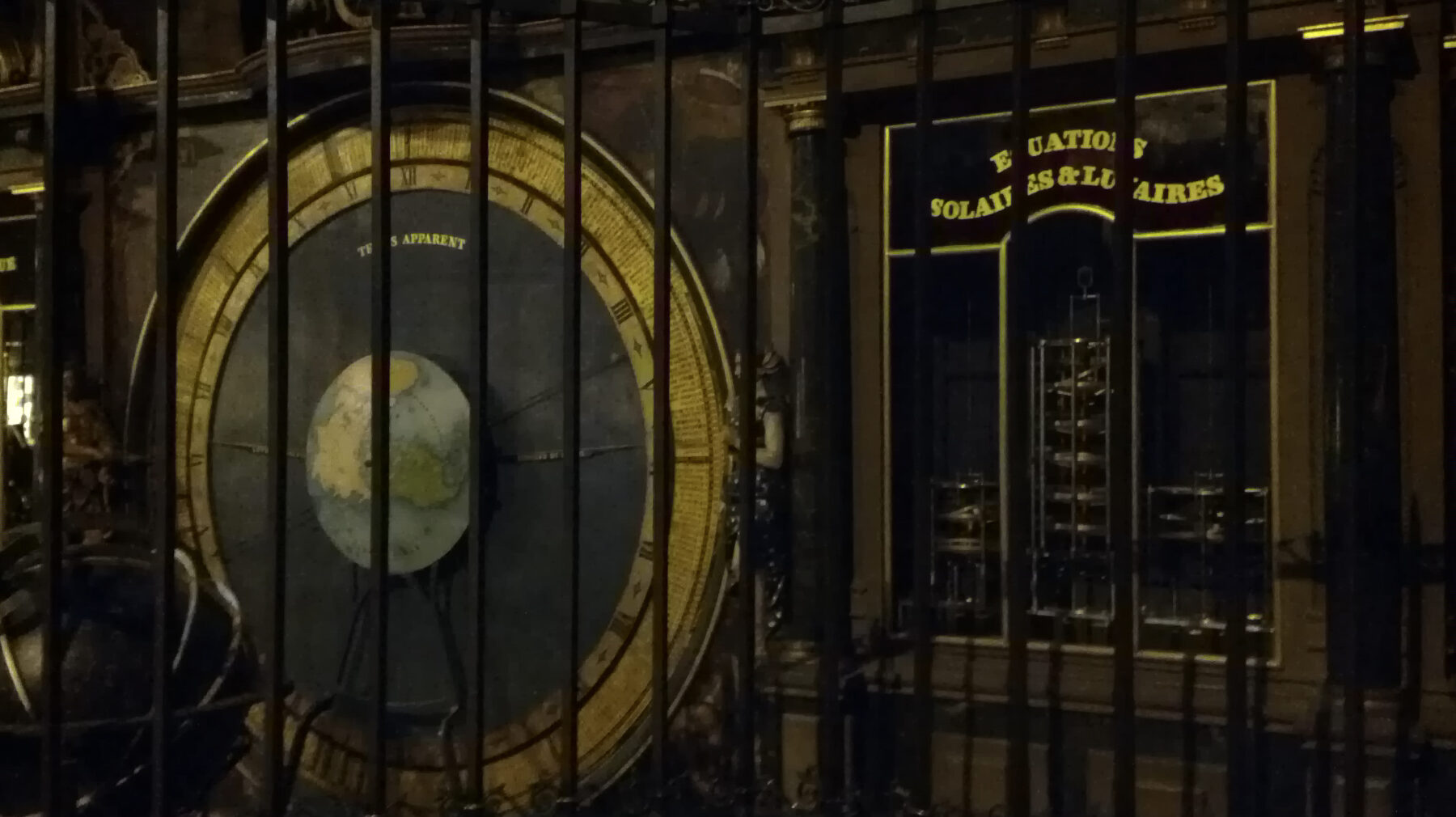 Une solution au problème de raréfaction du Temps – Série de cinq installations et Textes fondateur - Useful Fictions