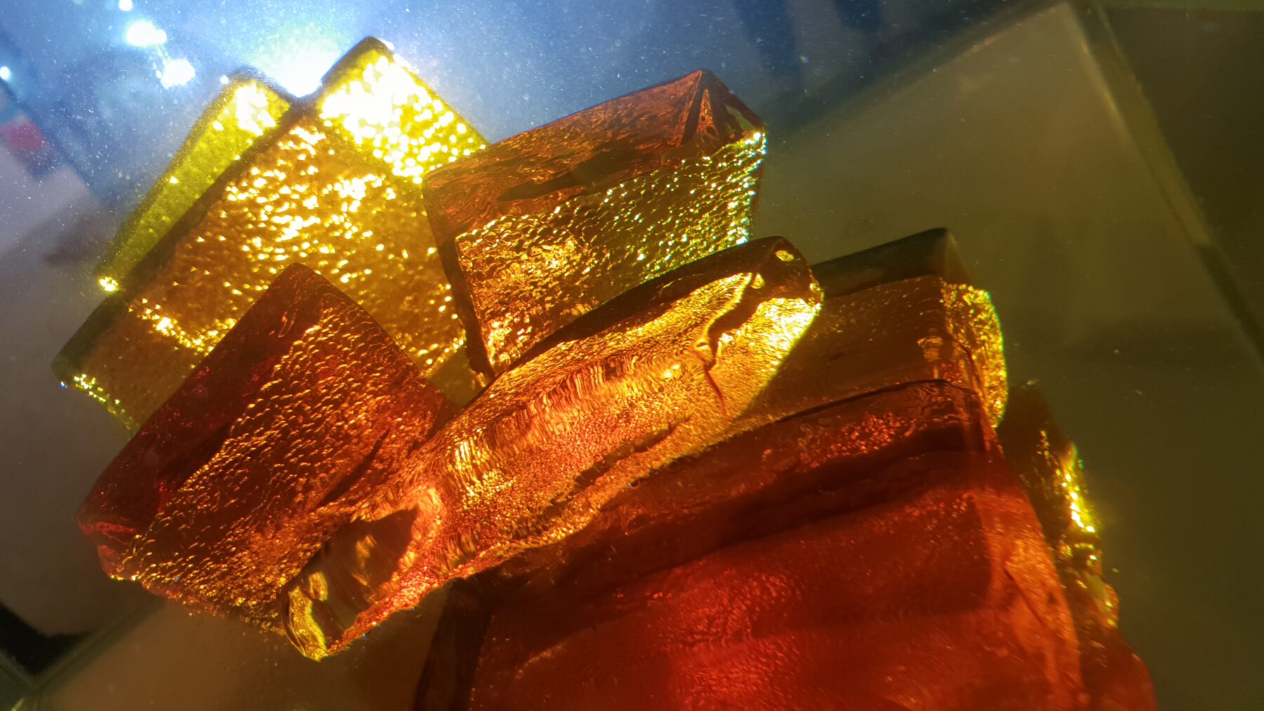 Irréversibles abstractions – Dissolution des mondes flottants - Useful Fictions